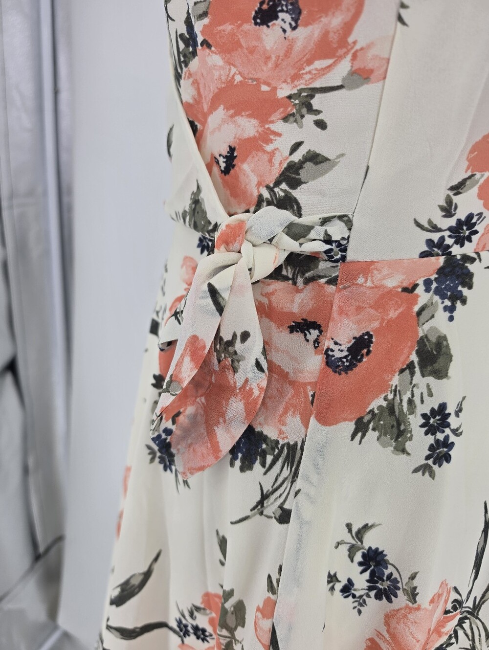 Abercrombie & Fitch Floral Wrap Mini Dress L Cream Coral Fit & Flare - Picture 8 of 11